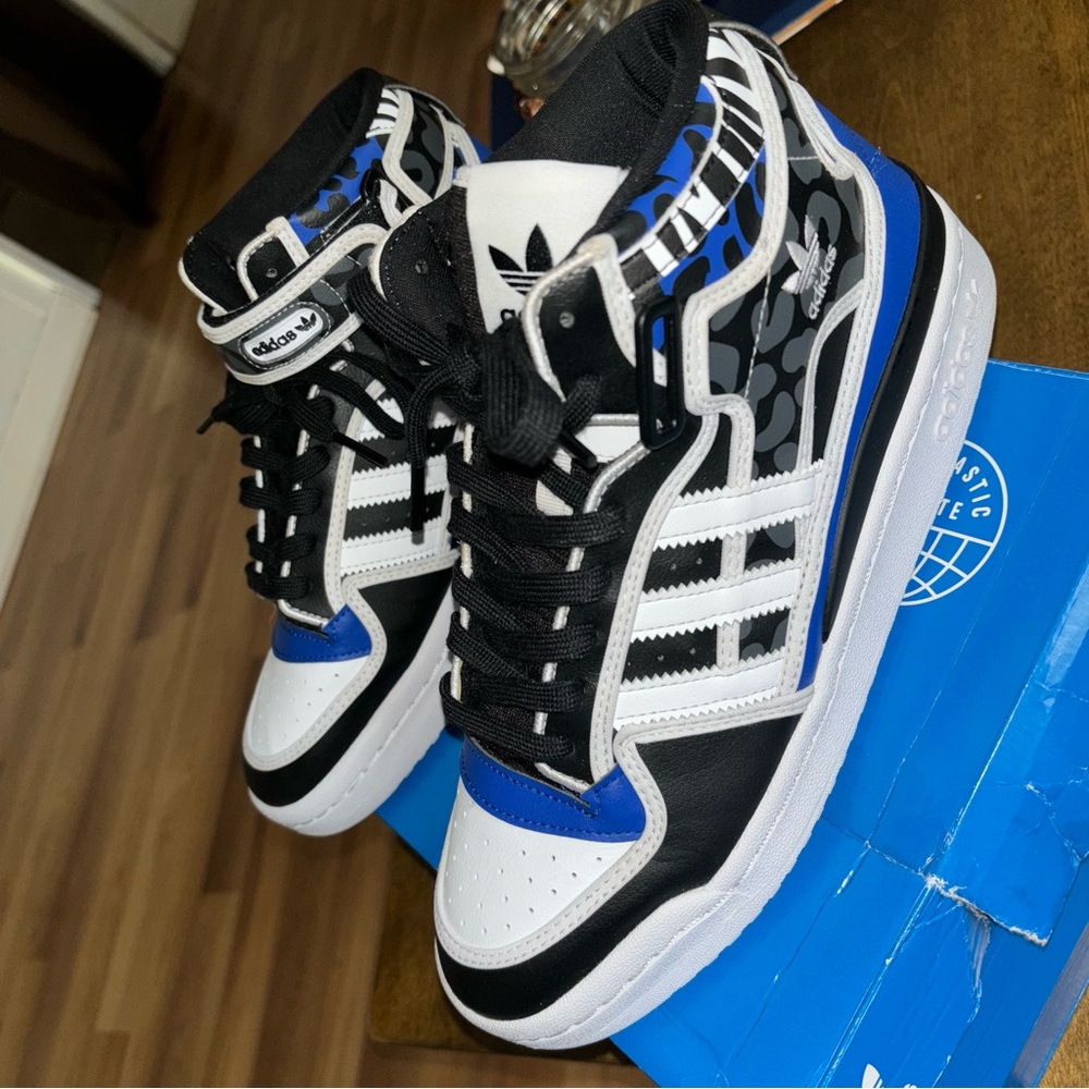 Adidas Forum Mid